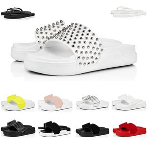 Top Men Luxury Slippers Designer Sandals Slides Triple Black White Spikes Mens chinelos planos Praia Plataforma de sandália Slapper com caixa 38-46