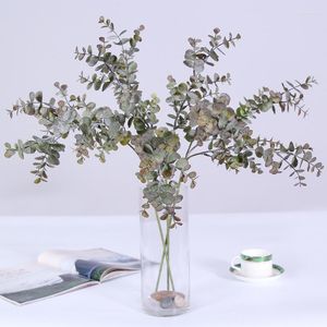 Decorative Flowers Artificial Plastic Plants Leaves Tree Green Eucalyptus Branch For Garden Wedding Decoration Faux Foliage Living Room