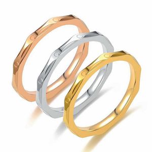 Band Rings Aroutty 3mm Thin Titanium Stainless Steel Couple Ring Rose Gold Carved Ladie Finger Ring For Women Wedding Engagement Ring AA230306