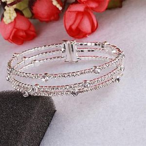 Handarmbandkette Armbänder für Frauen goldplattiertem Armreif Personalisierte Liebe Multi-Layer Full Drill Cross Openings Bracelet Link Kette Liebe Designer Frauen 01