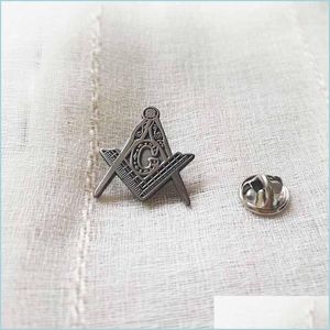 Pins Broschen 50 stücke Quadrat und Kompass Anstecknadel Großhandel Maurer Brosche Metall Abzeichen Freimaurer 2 Grad Buchstabe G Antike Silber Farbe D DHS0N