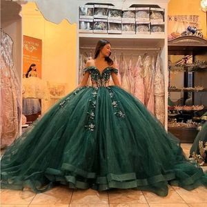 Emerald Green Illusion Cequined Appliques Quinceanera Dress Ball Suknia z ramion koronkową koronkową gorsetem Vestidos de PROM Gowns