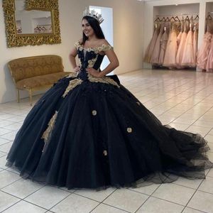 2023ボールガウンQuinceanera Dresses Bridal Gowns Black Tulle Off Sleeves Lace Aptliques Crystal Beads Hand Flower