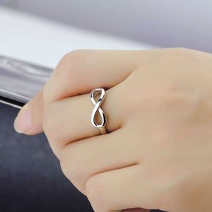 Bandringar Fashion Infinity Ring Endless Love Symbol Wedding Rings Smyckesgåvor för kvinnor C66 AA230306