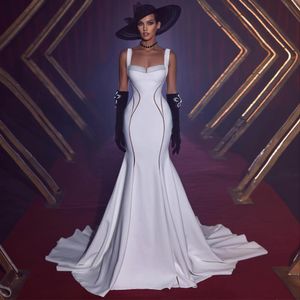 Designer White Beaded Mermaid Prom Dresses Spaghetti Straps Evening Gowns Sweep Train Satin Special Ocn Formal Wear 415
