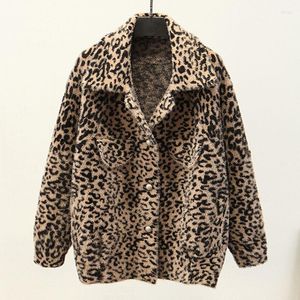Kvinnorjackor Autumn Winter Short Coat Leopard Jacket Cardigan Imitation Mink tröja Rockar Kvinna 2023 Kläder Lossa kvinnors ytterkläder