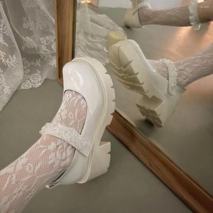 Dress Shoes White Lolita Mary Jane Platform Women Fashion Female Sweet Pumps Low Thick Heels Crystal Vintage Jk Patent Leather