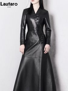 Kadın Ceketleri Lautaro Bahar Sonbahar Uzun Kırmızı Siyah Takılmış Yumuşak Sahte Deri Ceket Çin Düğüm Düğmeleri ile Kadın Boyun Tasarımcı Kıyafetleri 230307