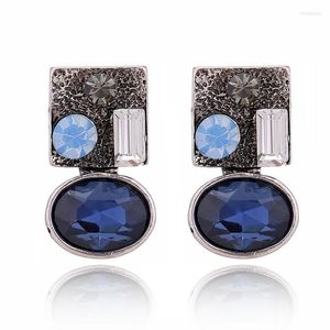 Brincos do garanhão Lubov Royal azul redondo de pedra Opal Incluste Antique Metal Piercing Crystal Women Jóias de festa 2023