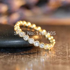 Anéis de cluster % 925 Carimbo de prata 925 2015 Buzel de alta qualidade Configuração brilhante CZ Eternity Ring Full CZ Band pavimentado Amarelo Gold Gold G230228 G230307