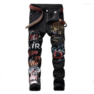 Jeans da uomo 2023 Arrivo Graffiti Stampa Hip Hop Uomo Pantaloni elasticizzati Punk Gotico Slim Matita Pantaloni in denim per adolescenti Pantaloni Uomo