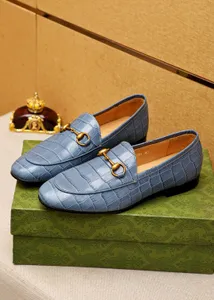 Alta qualidade 2023 Mens vestido formal Sapatos de negócios Partido de negócios Oxfords designer de marca masculina Sobreza de pães casuais tamanho 38-45