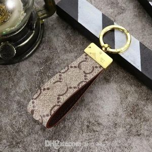 Luxury Maxi Dragonne Key Chain Buckle Lovers Car Keychain Designer Handgjorda läderdesign Keychains Men Women Bag Pendant Accesso193i