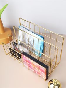 Storage Holders Racks Rose Gold Book Stand Office Table Metal spaper Shelf Rack Bookstore Magazine Organizer Holder Wrought Iron Bookend 230307