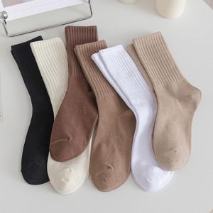 Kvinnliga strumpor Hösten vinter Middle Tube Sock Korean japansk trend Student Cotton Harajuku Retro Long Streetwear Crew