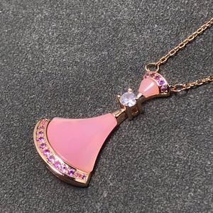 Buigari -fläktformad kjolserie designer halsband för kvinna rosa skal guld pläterade 18k officiella reproduktioner mode lyx klassisk stil 021