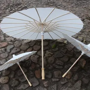 Partihandel 4 storlekar papper brida bröllop paraply vita parasoler handgjorda vanliga kinesiska mini hantverk paraply för hängande ornament 5st