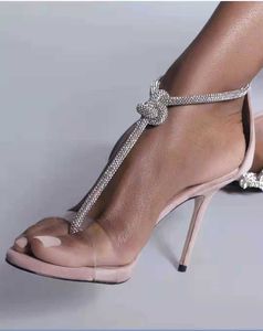 Sandálias Bling Crystal tbar Strap feminino sandálias Peep Toe Cutout Sapatos brancos de casamento Sandálias Gladiator de Rhinestone Bride Bride Z0306