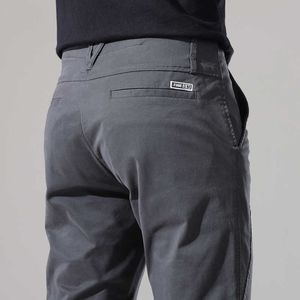 Pantaloni da uomo Pantaloni casual da uomo Slim Fit Stretch Primavera e autunno Nuovi arrivi Pulsante moda Desinger Abbigliamento da uomo Streetwear Pantaloni da uomo Z0306