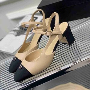 Top Design Dress Shoes 2023 Fashion Channel Women Leather High Heel Letter Logo Party Wedding Tourism Holiday Casual Flat Shoes 05-09