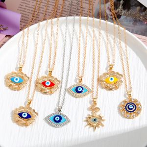 Creative Blue Devil's Eye Alloy Pendant Halsband Micro-Diamond Set Link Chain Women Necklace Jewelry Accessory