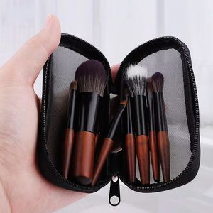 Makeup Tools 9-teiliges tragbares Make-up-Pinsel-Set, Mini-Kosmetikpinsel, Puder, Foundation, Rouge, blühende Augenbrauen, Lidschatten-Mischpinsel-Set, Pinsel 230308