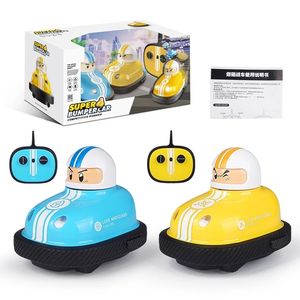 ST5 Cute Cartoon Remote Control Bumper Car, pode aparecer bonecas, 360 ﾰ Girar, brinquedo interativo entre pais e filhos, aniversário de Natal para crianças, 2-1