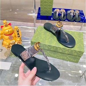2024 Klasik Slipper Tasarımcı Terlik Tanga Flip Flop Marka Slaytları Yeni Erkekler Kadın Ayakkabı Yaz Plajı Kapalı Açık Slayt Düz Boyut 35-44