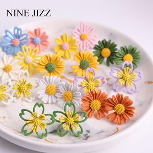 Stud Earrings Small Daisy Flower Irregular For Women Cute Sweet Fresh Petal EarringsStud Odet22 Mill22