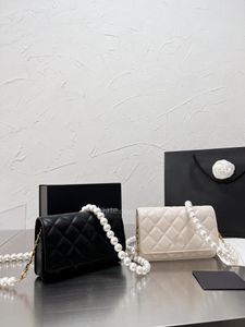 Fashion Crossbody Bag Women's Shoulder bag Luxury designer Bag Tote Pearl Chain leather chest bag Fanny pack