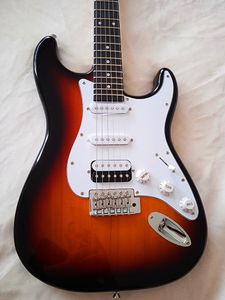 E-Gitarre 6-saitig personalisieren Sunburst