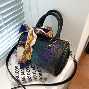 Omuz çantaları yılan desen deri bayanlar çanta renk muhteşem yumuşak pu kayış ayarlanabilir parti kız alışveriş çantası