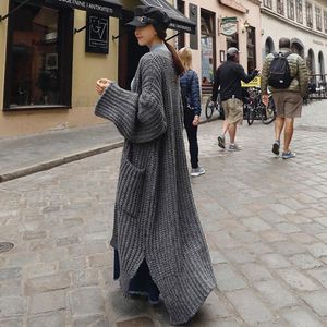 Malha feminina feminina e inverno mulheres solteiras lã grossa e casual mais laço de casaco de malha cinza de camisola longos e cinza sobretudo