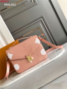 Designer Luxus POCHETTE M46302 Rose Poudre Empreinte Leder Umhängetasche Umhängetasche 7A Beste Qualität