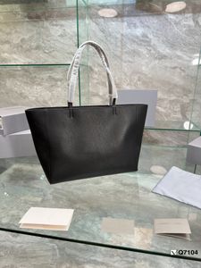 designer tote bag large capacity shopping bag handbag senior leather bag women bag crocodile leather bag mother bag