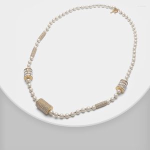 Catene Amorita Boutique Collana di perle alla moda con design geometrico e glitter