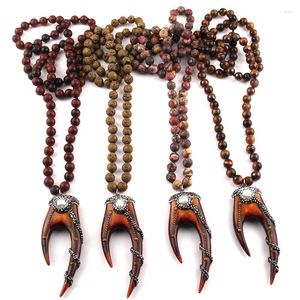 Pendanthalsband mode bohemiska smycken 8mm pärlstenar långa knutna handgjorda asfalterade tänder för kvinnor