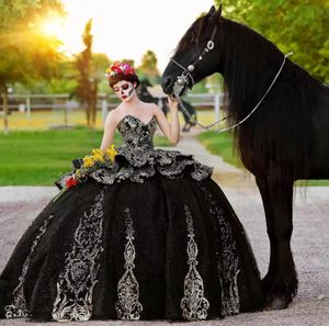 Sparkly Vintage Black Quinceanera Dresses Mexico Sequined Appliques Sweetheart Lace-up Birthday Sweet 16 Dress Vestidos De 15