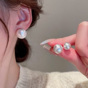 Ny trendig imitation Pearl Charm Korean Style Studörhängen för kvinnor Silverpläterade Hypoallergeniska örhängen smycken grossist