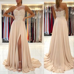 Abiti da damigella semplice champagne una spalla con appliques in pizzo in chiffon side diviso lungo abiti onore abiti da ballo da ballo da ballo da ballo da ballo da ballo