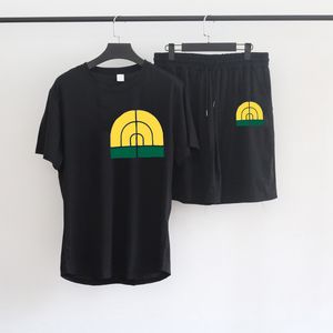 メンズトラックスーツデザイナーTシャツショーツトラックスーツサマーパンツジョガースーツスポーツウェアメンレディース服