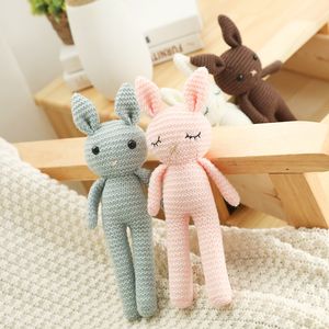かわいい編み物のウサギ人形、ベビーコンフォートドール、かぎ針編みの動物の結婚式の人形を販売