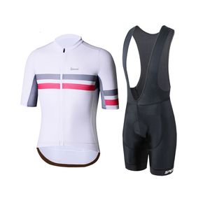 Maglie da ciclismo Top SPEXCEL maglia da ciclismo leggera manica corta in tessuto a rete da corsa set da ciclismo estivo Quick Dry Maglie e pantaloncini da bicicletta 230309