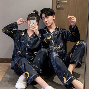 Kvinnors sömnkläder Autumn Par Silk Pyjamas Set Cartoon Moon Star Printing Sleepwear For Women Men Nightwear Spring Casual Homewear Sleep Lounge 230309