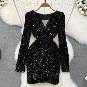 Casual Dresses 2023 Spring V Neck Sequin Metallic Bodycon Dress Evening Party Women Club Mini Long Sleeve Wrap Hip