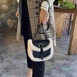 Akşam çantaları kuzu swool pu flep crossbody çanta kadınlar peluş marka omuz eyer retro moda bayan alışveriş küçük haberci çantalar