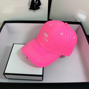 Classic Ball Caps Designer Casquette Candy Fluorescent Cotton Baseball paar Fashion Letter Street Shooting Cap