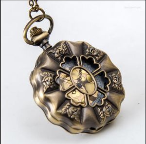 Pocket Watches Vintage Bronze Antiques Quartz Hollow Woman Gift Pendant Necklace FH53