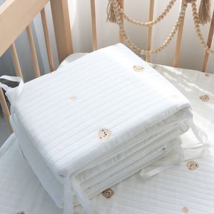 Bedding Sets Bear Bunny Embroidered Baby Bumpers for Cribs Padded Cotton born Cot Bumper Pads Baby Bed Pillow Fance Rail Make Custom Order 230309