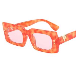 Square Frame Womens Sunglasses M Nail Fashion Trend V Shaped Glasses